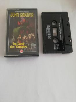 John Sinclair Folge 38 Im Land des Vampirs Schwarz mit Weißen Druck MC 3488 SPV Black Edition